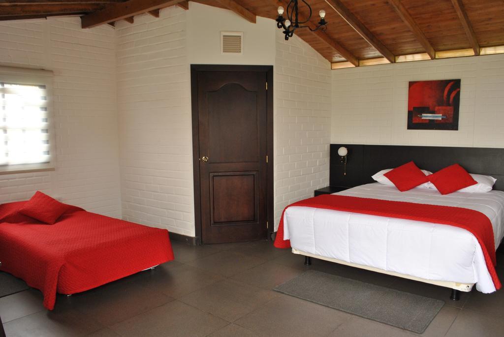 Hosteria Rosa Blanca Puembo Exterior photo